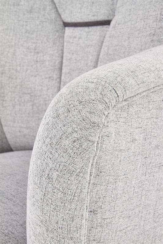 „Nordic" Armchair — Scandinavian Style with Contrast Piping
