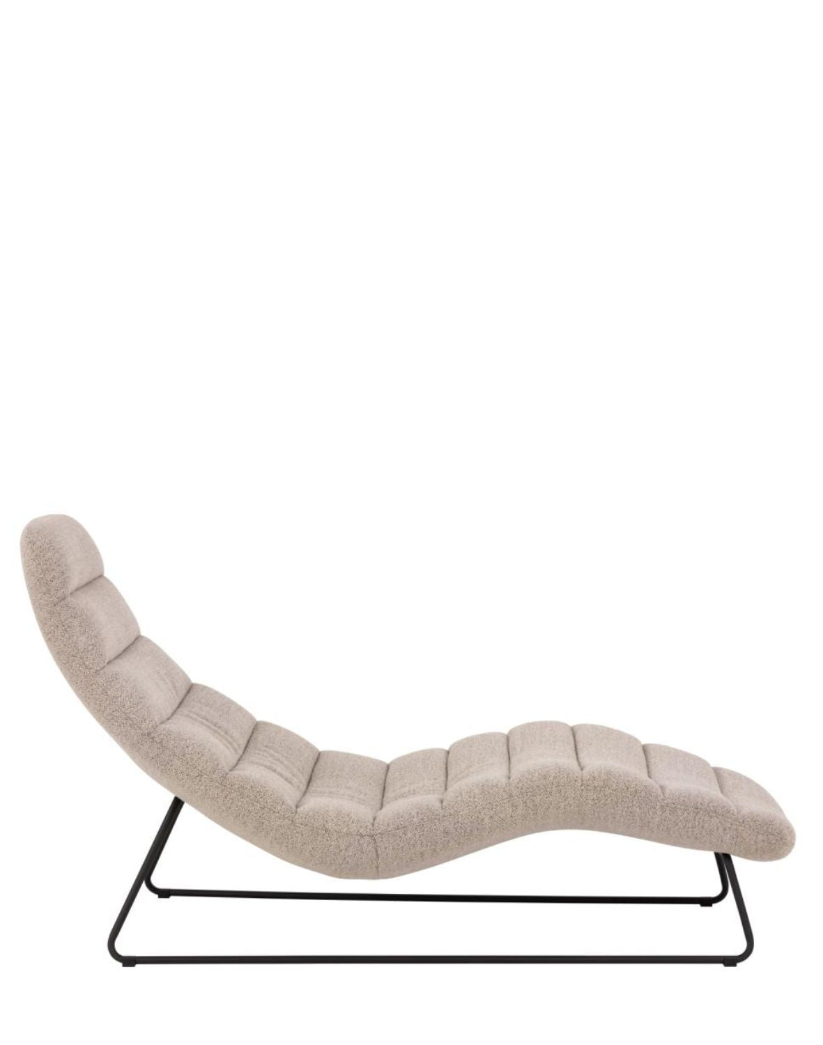 „Onda" Chaise Longue — Designer Lounger in Boucle Fabric