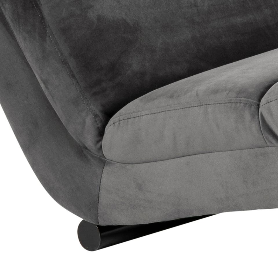 „Serpente" Chaise Longue — Undulating Form in Graphite Velvet